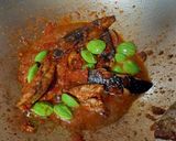 Foto langkah ke 3 dari resep Tumis sambel tongkol.