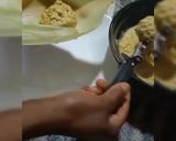 A picture of step 5 of Humitas (steamed fresh corn cakes).