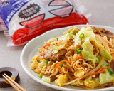 【家樂福廚房】維力炸醬炒泡麵的食譜步驟4照片