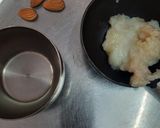 A picture of step 1 of Wheat flour Halwa.