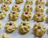Foto langkah ke 6 dari resep Semprit susu maizena.