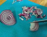 Foto del paso 2 de la receta: Ensalada de col, zanahoria y manzana con salsa de yogurt y mostaza