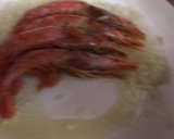 Foto del paso 9 de la receta: Paella de marisco en sartén, con caldo dashi, (Japón), paso a paso