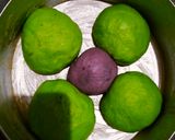 Foto langkah ke 7 dari resep Roti pandan isi.