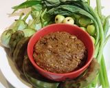 รูปขั้นตอนการทำที่ 9 ของ น้ำพริกมะขามผัดไก่สับ
