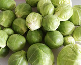 Foto del paso 1 de la receta: Ensalada de coles de Bruselas