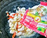 Foto langkah ke 5 dari resep Tumis udang simpel.