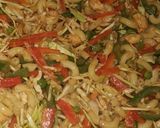 A picture of step 4 of Chicken vegetables macaroni.