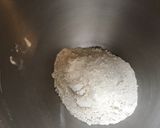 Une image de l'étape 2 de Pâte brisée à la farine d'épeautre et liqueur de bleuet.