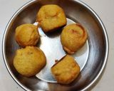 A picture of step 5 of Batata vada.