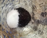A picture of step 1 of Dalgona cake.