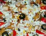 A picture of step 8 of Sweet and sour chicken pizza.