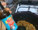 A picture of step 4 of Oriental rice /minced meat rice.