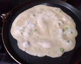 A picture of step 4 of Crispy potato cheela.