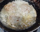 A picture of step 4 of Classic Beef burger.