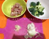 Foto langkah ke 1 dari resep Tumis ayam brokoli (menu sehat, eat clean, cocok untuk diet).