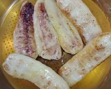 Foto langkah ke 3 dari resep Pisang Bakar Teflon.
