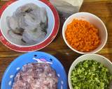 รูปขั้นตอนการทำที่ 1 ของ แผ่นเกี๊ยวห่อกุ้งหมูสับ