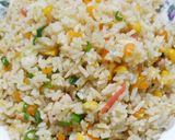 Foto langkah ke 5 dari resep Nasi goreng Hongkong.