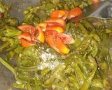 Foto langkah ke 3 dari resep Tumis Genjer Pedas.