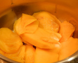 Foto del paso 1 de la receta: Crema de calabaza y mango