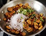 A picture of step 5 of Pointed gourd groundnut subji.