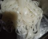 Foto langkah ke 1 dari resep Kwetiau Goreng.
