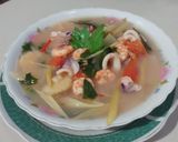 Foto langkah ke 10 dari resep Tom Yum Seafood.