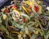 Foto del paso 5 de la receta: Pepino de guiso salteado!!!