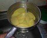 A picture of step 5 of Pan fried turmeric and garam potatoes#RamathanContest.