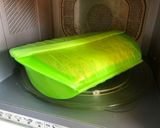 Foto del paso 3 de la receta Impresionante merluza a la mostaza en estuche de vapor Lékué al microondas