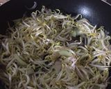 Foto langkah ke 3 dari resep Tumis Taoge Tahu Saus Tiram.