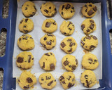 Foto del paso 4 de la receta: Galletitas con chocolate y pasas