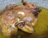 Foto del paso 3 de la receta: Pollo asado lento en su jugo