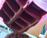 Foto del paso 3 de la receta: Bombones de chocolate rellenos de fresas