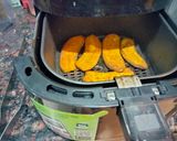 A picture of step 5 of Crispy Raw Banana Fritters made in Airfryer.