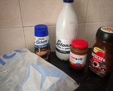 Foto del paso 1 de la receta: Frappé de café sabor caramelo refrescante🧋🟤🧊