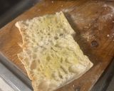 Foto del passaggio 2 della ricetta Bruschette di capesante marinate al finocchietto selvatico