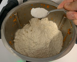 Foto del paso 4 de la receta: Pan de zanahoria en thermomix