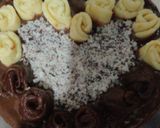 A picture of step 11 of Bourbon biscuits cake.
