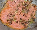 A picture of step 2 of Butter cheese pav bhaji.