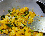 A picture of step 4 of Rava dosa.