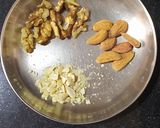 અખરોટ ચોકલેટ શેક (Walnuts Chocolate Shake Recipe in Gujarati) રેસીપી સ્ટેપ2ફોટો