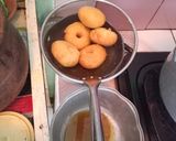 Foto langkah ke 3 dari resep Donat Empuk Lembut.