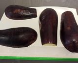 Foto del paso 1 de la receta: Berenjenas rellenas de carne