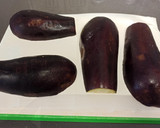 Foto del paso 1 de la receta: Berenjenas rellenas de carne
