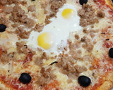 Foto del paso 4 de la receta: Pizza casera de atún