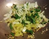 A picture of step 4 of Rice with coconut and radish.