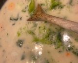A picture of step 4 of Creamy broccoli and cheddar soup.