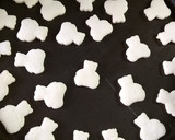 Foto del paso 6 de la receta: Torta de galletas decoradas con fondant